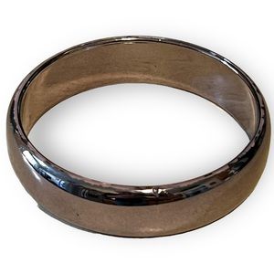 Silver Tone Silvertone Bangle Bracelet.